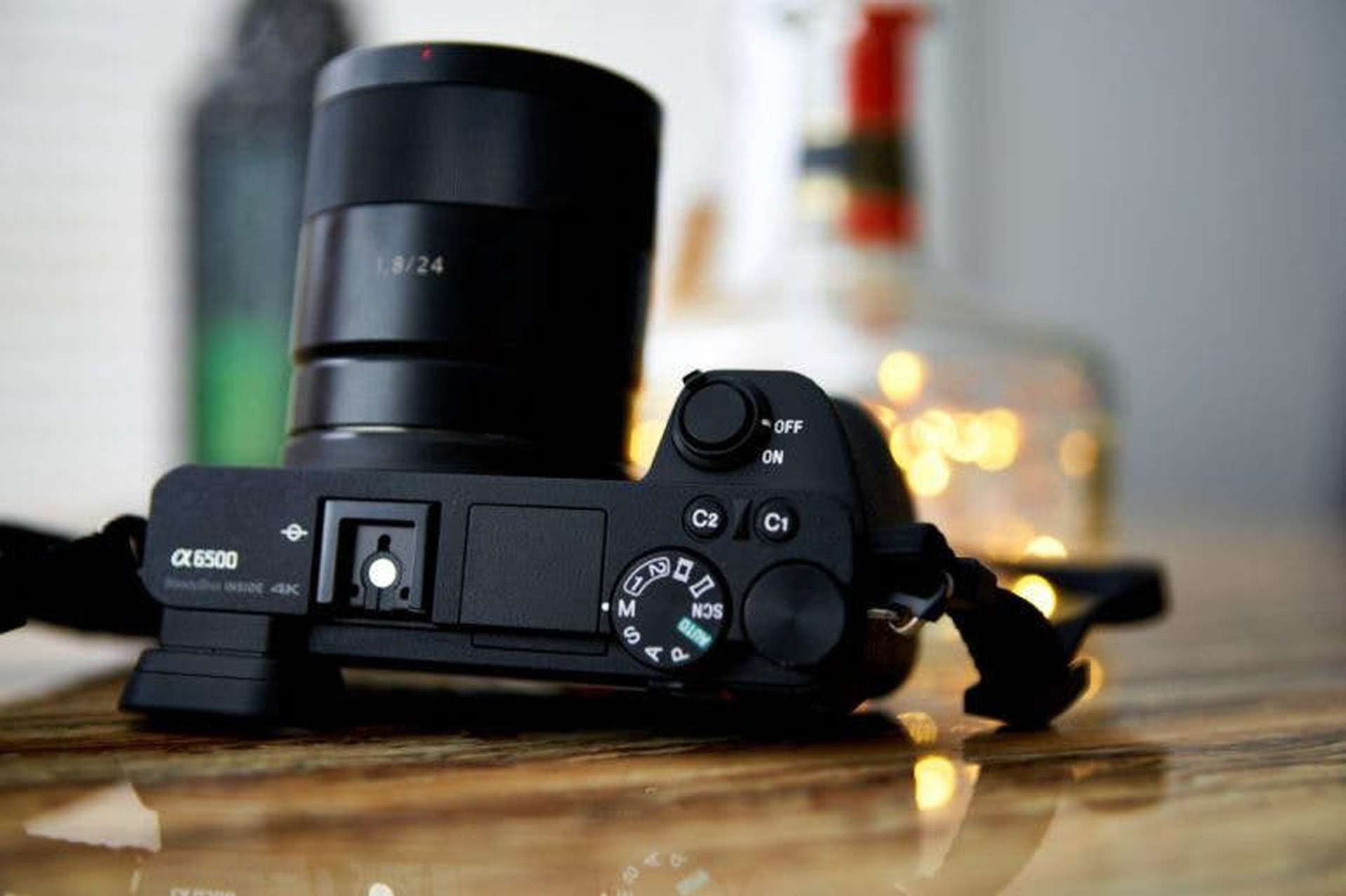 Camera with in-body stablisation